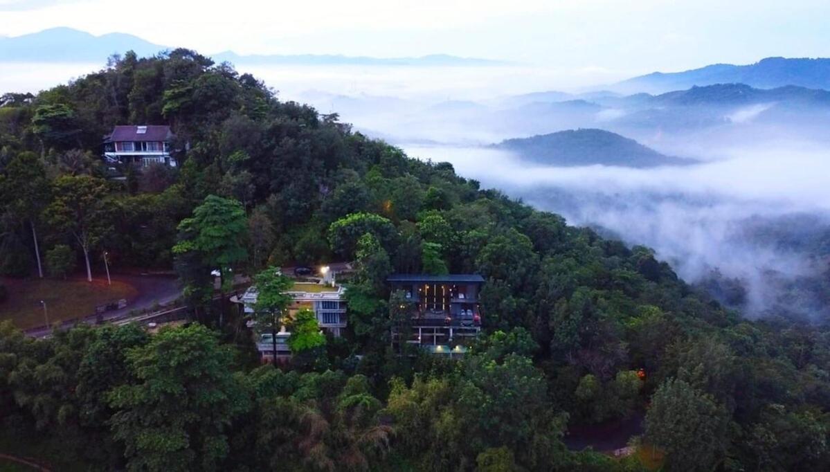 Villa The Wildwood Retreat Kkb Kuala Kubu Bharu Exterior foto